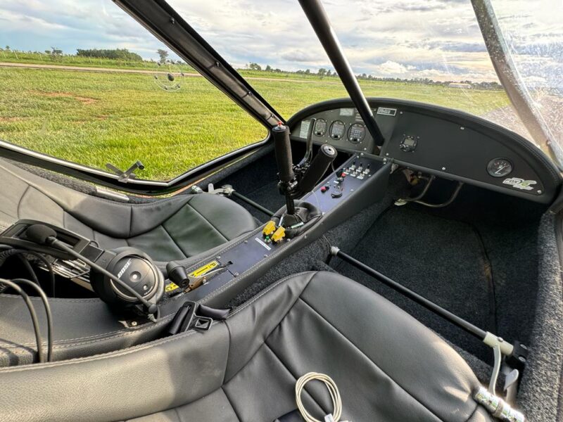 (VENDIDO) FLY FOX V6 SUPER LIGHT 2023