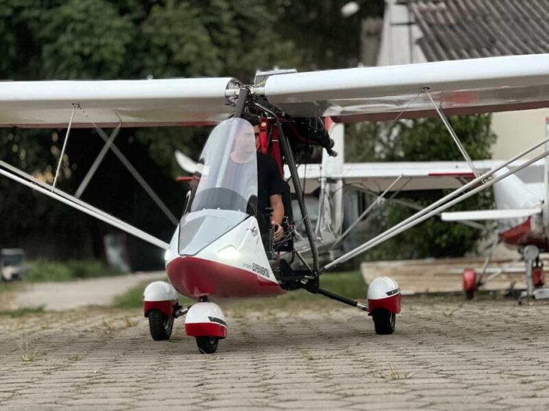 (VENDIDO) V200-S 2025 PRONTA ENTREGA