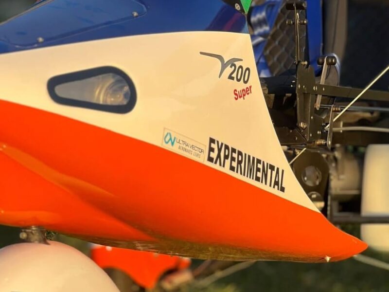 (VENDIDO) V200-A 2025 PRONTA ENTREGA